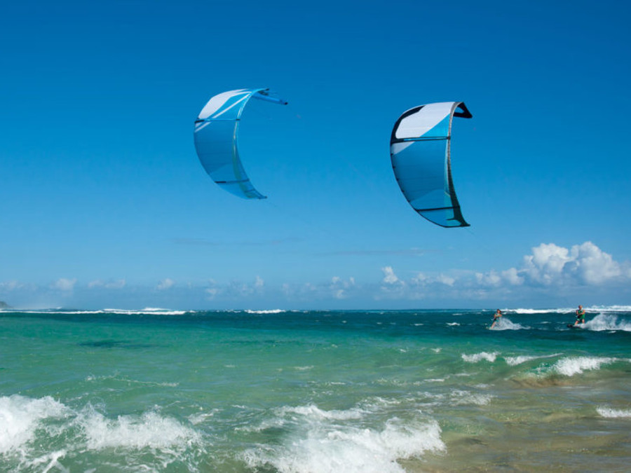 Kite-Surfing-in-Mauritius-1024x576