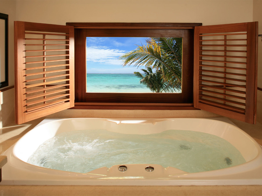 LUX-Le-Morne-bathroom-junior-suite