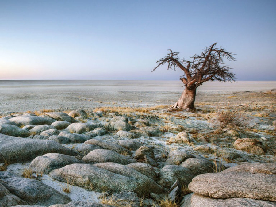 Makgadikgadi-Pans-in-Botswana-1024x576