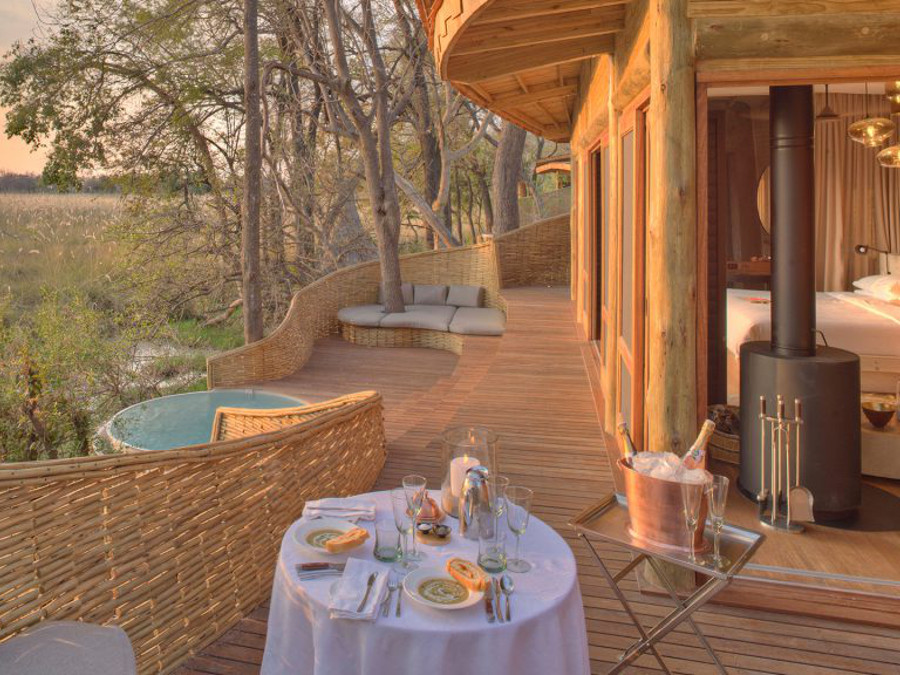 private-wilderness-and-dining-sandibe-on-a-luxury-botswana-safari-overlooking-the-okavango-delta-1024x576